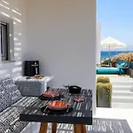 Sea Pearls Villa *
